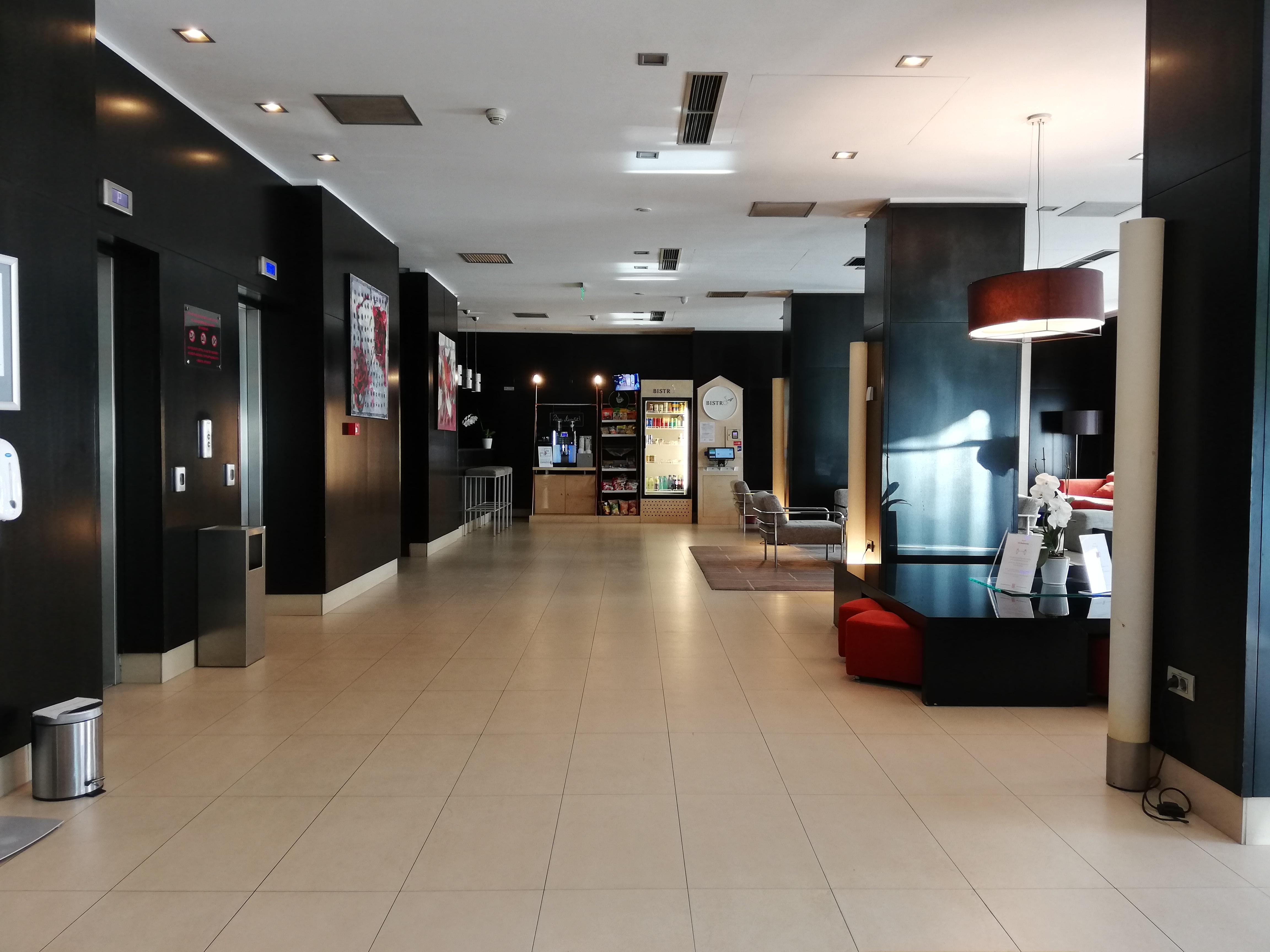 Hotel Ch Βουκουρέστι Εξωτερικό φωτογραφία