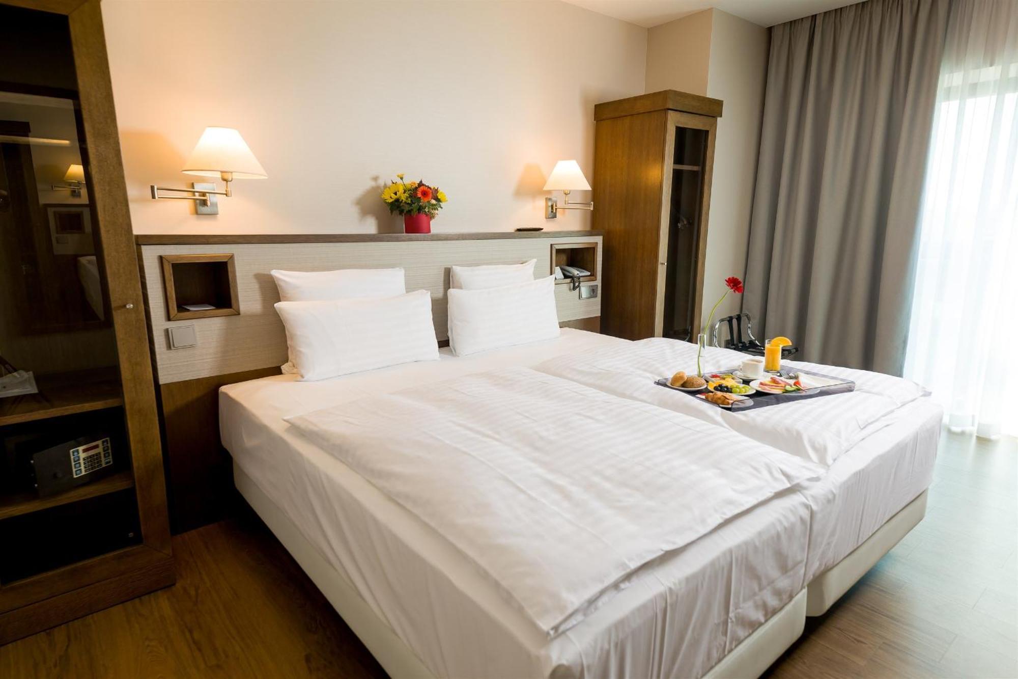 Hotel Ch Βουκουρέστι Εξωτερικό φωτογραφία